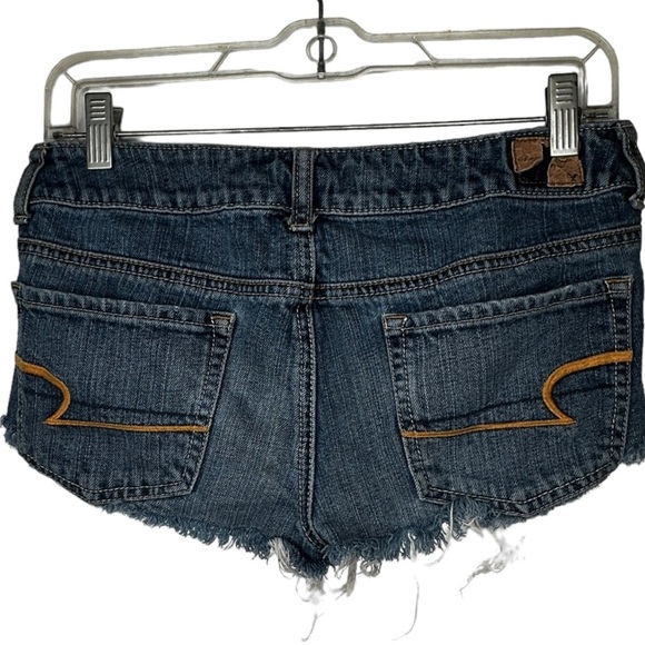 American Eagle‎ Destroyed Cut-Off Jean Shorts - Picture 4 of 6